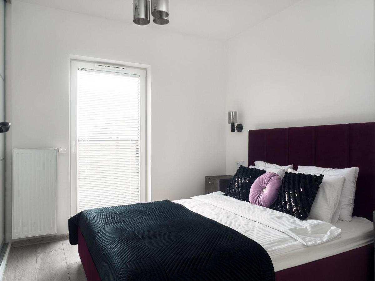 Szwedzka 22C Separate Bedroom Free Garage By Perfect Apart Warschau Exterior foto